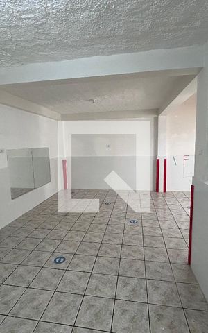 Casa à venda com 290m², 7 quartos e 8 vagas Casa à venda com 290m², 7 quartos e 8 vagasQuarto 7