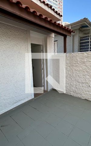 Casa à venda com 290m², 7 quartos e 8 vagas Casa à venda com 290m², 7 quartos e 8 vagasVaranda do quarto 1