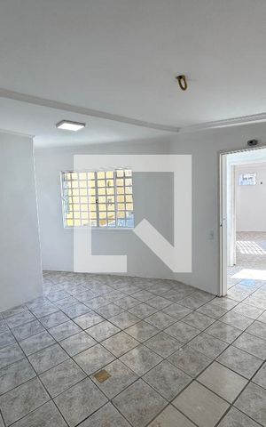 Casa à venda com 290m², 7 quartos e 8 vagas Casa à venda com 290m², 7 quartos e 8 vagasQuarto 5