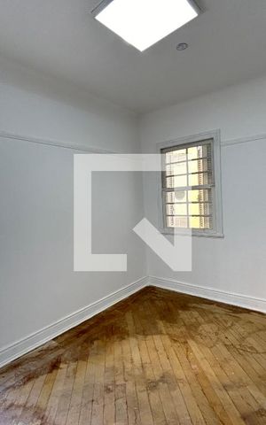 Casa à venda com 290m², 7 quartos e 8 vagas Casa à venda com 290m², 7 quartos e 8 vagasquarto 1