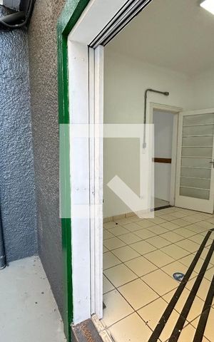 Casa à venda com 290m², 7 quartos e 8 vagas Casa à venda com 290m², 7 quartos e 8 vagasDespensa