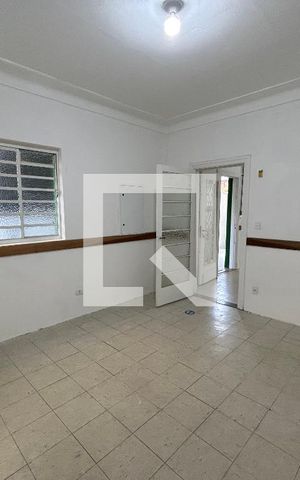 Casa à venda com 290m², 7 quartos e 8 vagas Casa à venda com 290m², 7 quartos e 8 vagasSala de Jantar