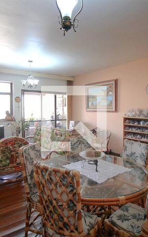 Apartamento à venda com 123m², 4 quartos e 2 vagasSala