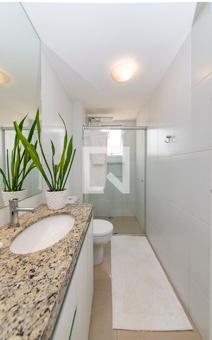Apartamento à venda com 70m², 2 quartos e 1 vaga Apartamento à venda com 70m², 2 quartos e 1 vagaBanheiro da Suíte