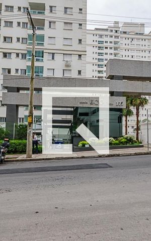 Apartamento para alugar com 70m², 2 quartos e 1 vagaFachada