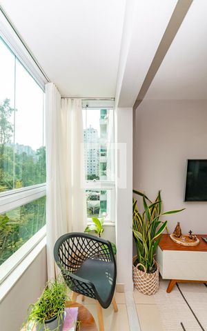 Apartamento à venda com 70m², 2 quartos e 1 vaga Apartamento à venda com 70m², 2 quartos e 1 vagaVaranda da Sala