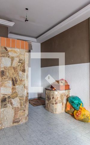 Casa à venda com 336m², 5 quartos e 1 vaga Casa à venda com 336m², 5 quartos e 1 vagaSalão