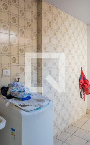 Casa à venda com 165m², 3 quartos e 3 vagas Casa à venda com 165m², 3 quartos e 3 vagasÁrea de Serviço