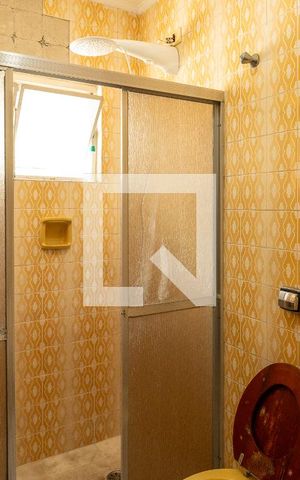 Casa à venda com 165m², 3 quartos e 3 vagas Casa à venda com 165m², 3 quartos e 3 vagasBanheiro 1