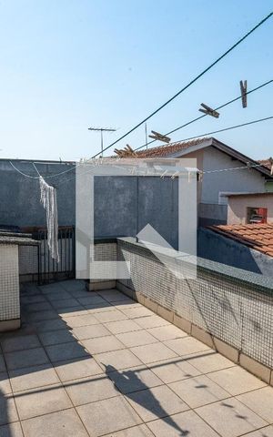 Casa à venda com 165m², 3 quartos e 3 vagas Casa à venda com 165m², 3 quartos e 3 vagasÁrea Externa