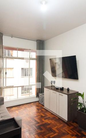 Apartamento à venda com 92m², 3 quartos e sem vaga Apartamento à venda com 92m², 3 quartos e sem vagaSala
