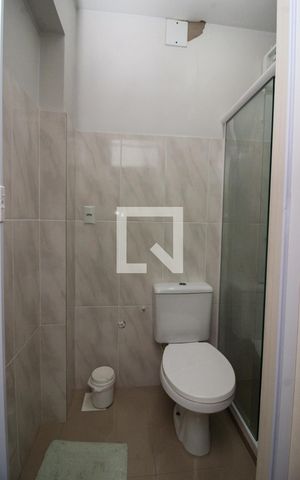Apartamento à venda com 92m², 3 quartos e sem vaga Apartamento à venda com 92m², 3 quartos e sem vagaBanheiro Social