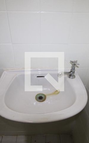 Apartamento à venda com 113m², 2 quartos e 1 vagaBanheiro de serviço