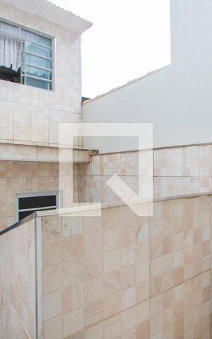 Casa à venda com 305m², 3 quartos e 3 vagas Casa à venda com 305m², 3 quartos e 3 vagasÁrea externa