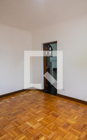 Casa à venda com 180m², 3 quartos e 2 vagas Casa à venda com 180m², 3 quartos e 2 vagasSuíte 1