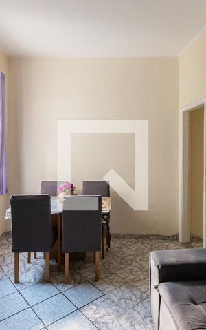 Apartamento à venda com 75m², 3 quartos e sem vagaSala