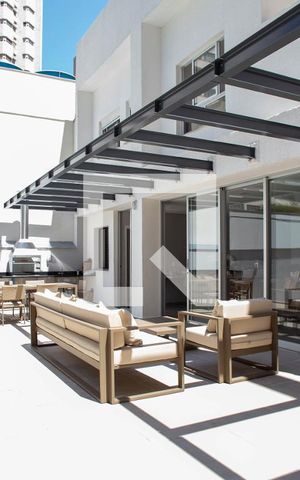 Apartamento à venda com 100m², 2 quartos e 2 vagas Apartamento à venda com 100m², 2 quartos e 2 vagasÁrea comum - Churrasqueira