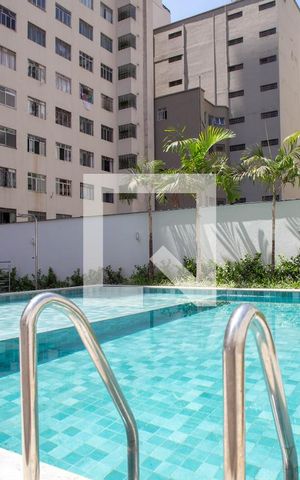 Apartamento à venda com 100m², 2 quartos e 2 vagas Apartamento à venda com 100m², 2 quartos e 2 vagasÁrea comum - Piscina