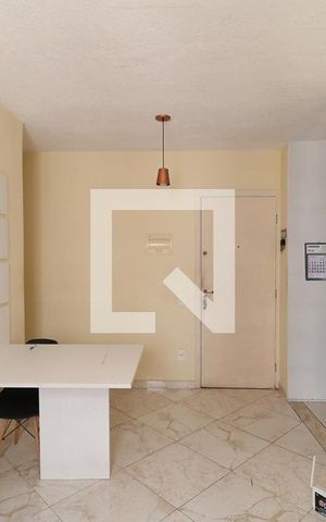 Apartamento à venda com 50m², 2 quartos e 1 vaga Apartamento à venda com 50m², 2 quartos e 1 vagaSala