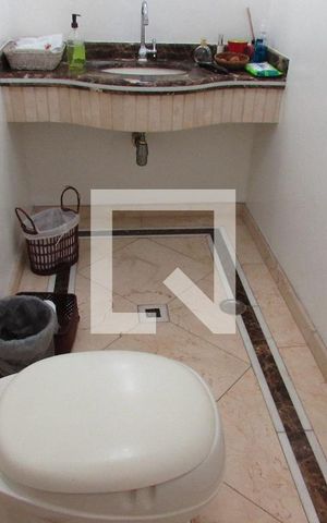 Apartamento à venda com 300m², 5 quartos e 5 vagasLavabo
