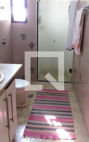 Apartamento à venda com 300m², 5 quartos e 5 vagasBanheiro da Suíte 2