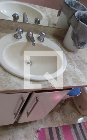 Apartamento à venda com 300m², 5 quartos e 5 vagasBanheiro da Suíte 2