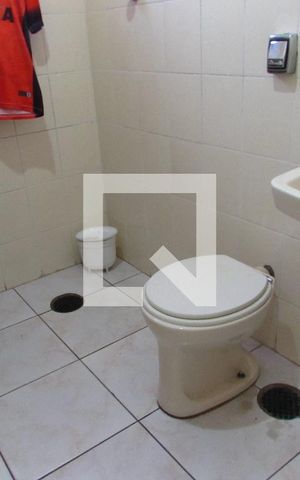 Apartamento à venda com 300m², 5 quartos e 5 vagasBanheiro de serviço