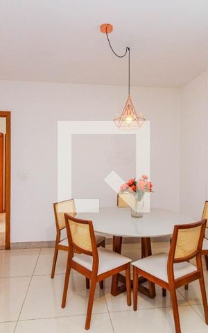 Apartamento à venda com 90m², 3 quartos e 3 vagas Apartamento à venda com 90m², 3 quartos e 3 vagasSala