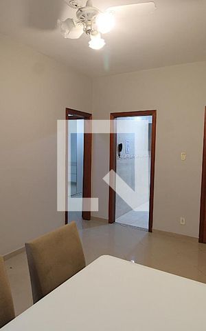 Apartamento à venda com 70m², 2 quartos e 1 vagaSala