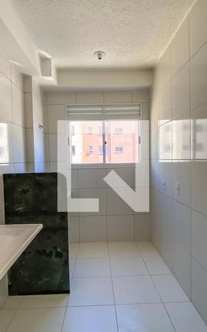 Apartamento para alugar com 50m², 2 quartos e 1 vaga Apartamento para alugar com 50m², 2 quartos e 1 vagaCozinha e Área de Serviço