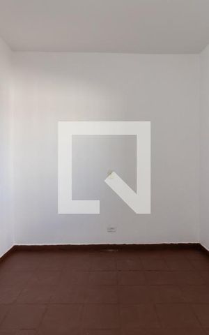 Casa para alugar com 48m², 1 quarto e sem vagaSala e Quarto