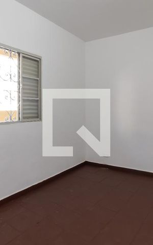 Casa para alugar com 48m², 1 quarto e sem vagaSala e Quarto