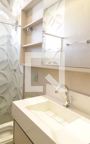 Apartamento para alugar com 127m², 3 quartos e 3 vagasBanheiro do Quarto 2