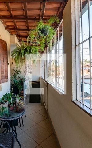 Casa à venda com 360m², 4 quartos e 1 vaga Casa à venda com 360m², 4 quartos e 1 vagaVaranda da Sala 1