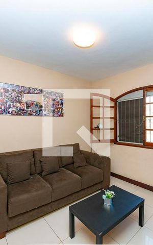 Casa à venda com 360m², 4 quartos e 1 vaga Casa à venda com 360m², 4 quartos e 1 vagaSala 2