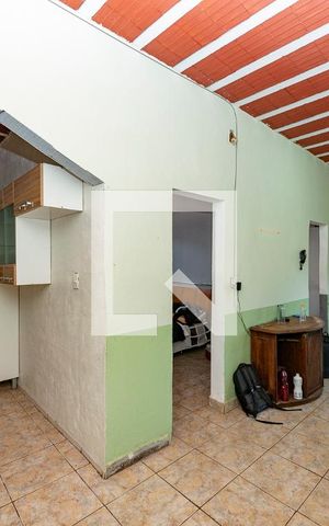 Casa à venda com 360m², 4 quartos e 1 vaga Casa à venda com 360m², 4 quartos e 1 vagaCasa 2