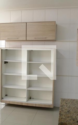 Casa à venda com 250m², 4 quartos e 4 vagasCozinha