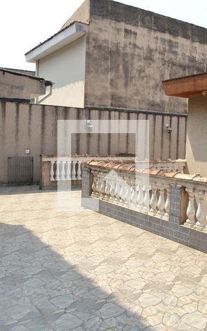 Casa à venda com 250m², 4 quartos e 4 vagasSolarium / Área de convivência