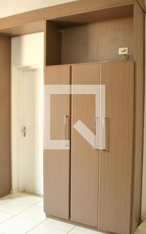 Casa à venda com 250m², 4 quartos e 4 vagasSuíte