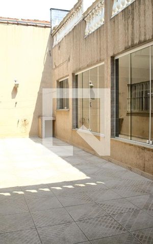 Casa à venda com 250m², 4 quartos e 4 vagasÁrea de Serviço/ Quintal