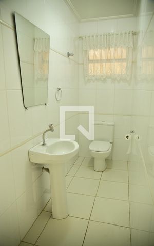 Casa à venda com 250m², 4 quartos e 4 vagasLavabo da Sala