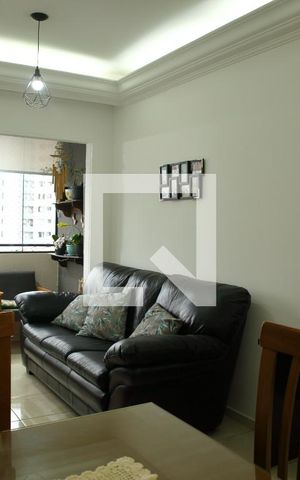 Apartamento à venda com 72m², 3 quartos e 2 vagasSala