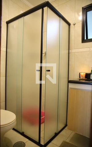 Apartamento à venda com 72m², 3 quartos e 2 vagasBanheiro 
