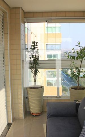Apartamento à venda com 165m², 3 quartos e 3 vagasVaranda gourmet da sala
