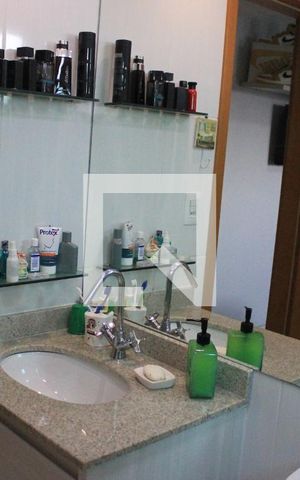Apartamento à venda com 165m², 3 quartos e 3 vagasBanheiro da Suíte 3