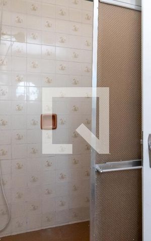 Casa à venda com 141m², 2 quartos e 2 vagasBanheiro