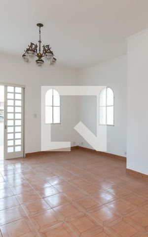 Casa à venda com 141m², 2 quartos e 2 vagasSala de Estar