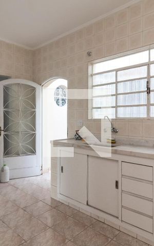 Casa à venda com 141m², 2 quartos e 2 vagasCozinha