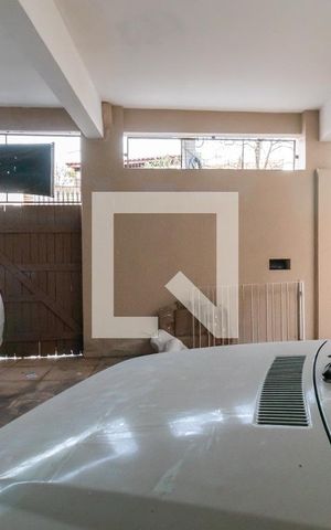Casa à venda com 141m², 2 quartos e 2 vagasGaragem
