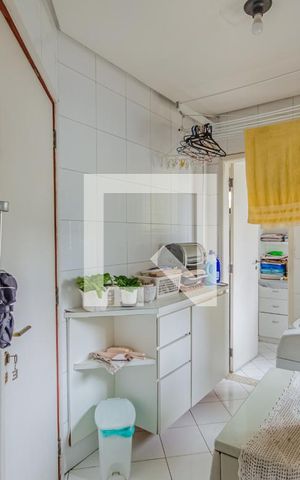 Apartamento à venda com 127m², 3 quartos e 2 vagas Apartamento à venda com 127m², 3 quartos e 2 vagasÁrea de Serviço